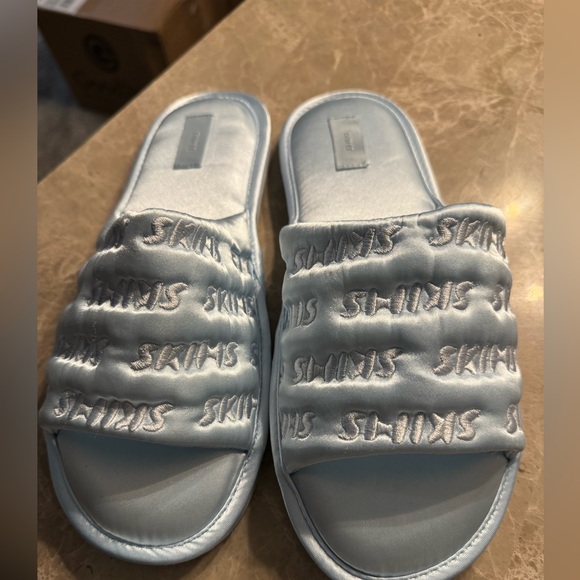 Skims Women's Blue Satin Slipper - Picture 3 of 7